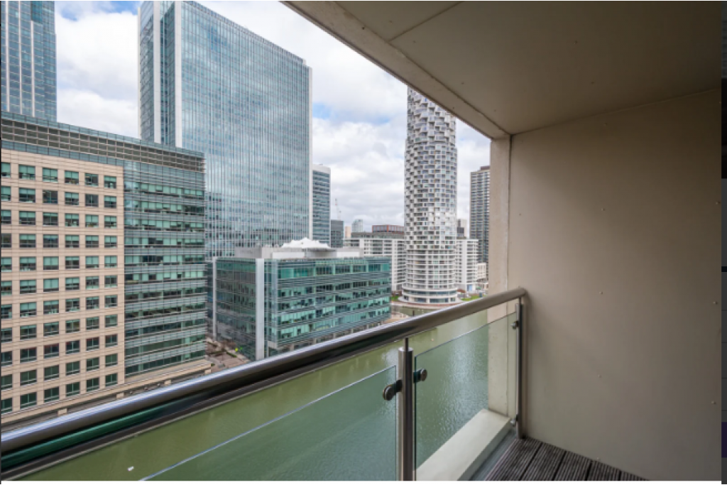South Quay Serviced Apartments, Canary Wharf – Luxury Living in London’s Financial District