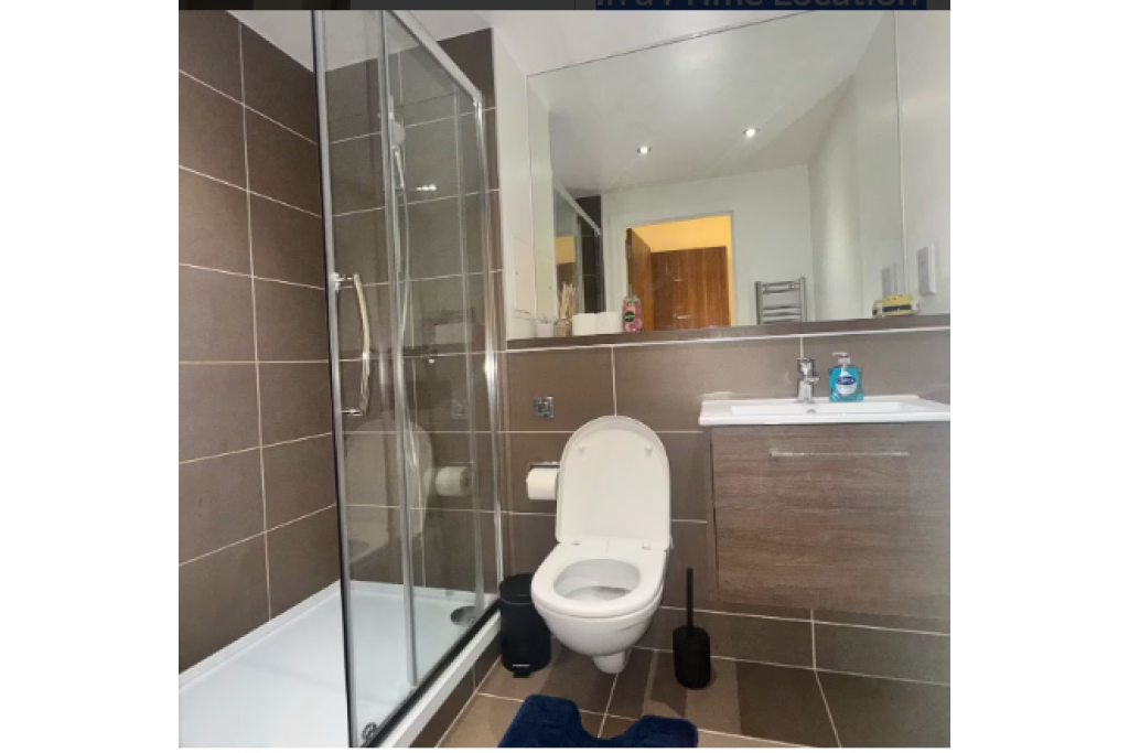 Christchurch Road Apartment – Spacious Short Term Accommodation in Wimbledon