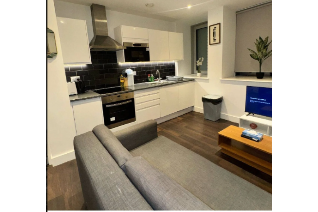 Christchurch Road Apartment – Spacious Short Term Accommodation in Wimbledon