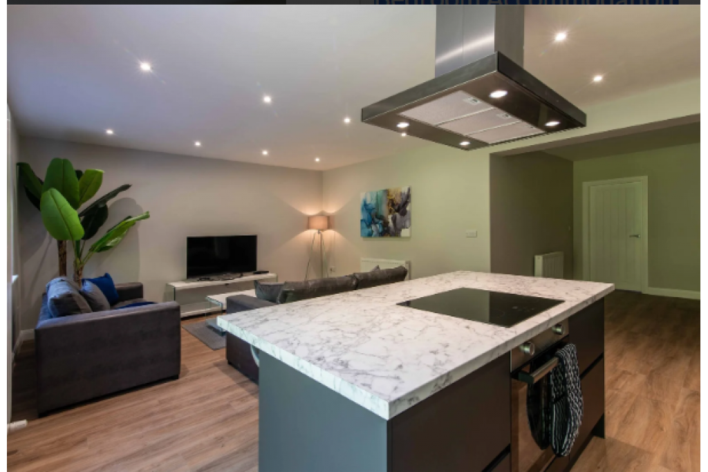 Leicester Serviced Apartments – Bagworth House 4-Bedroom Accommodation