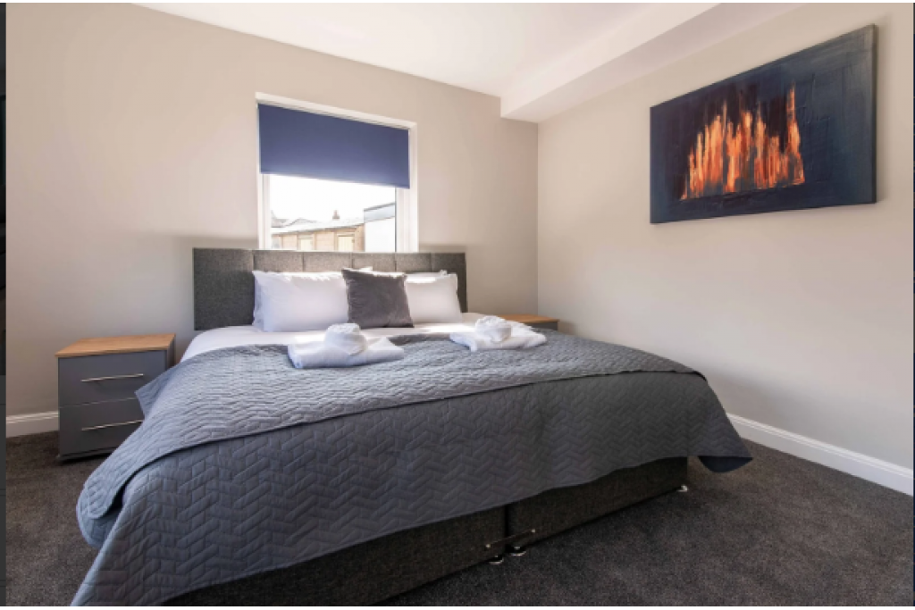 Leicester Serviced Apartments – Bagworth House 4-Bedroom Accommodation