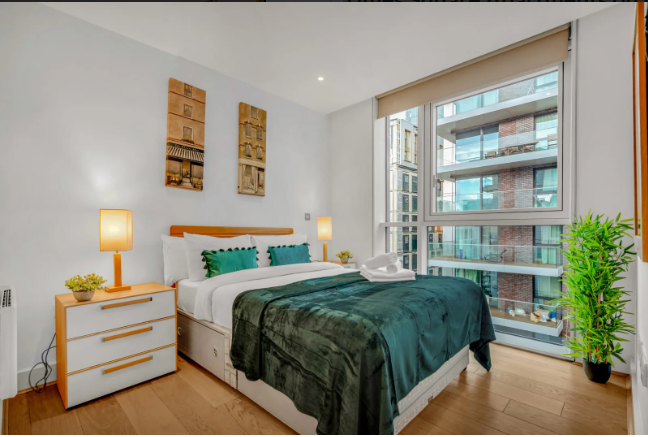 Times Square Apartments on Leman Street