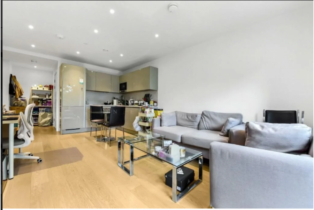 Accommodation Near Elephant & Castle - Stock House Serviced Apartments