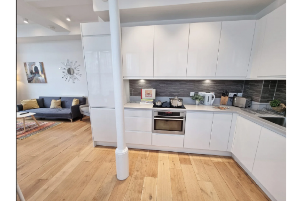 Shard View Apartments - Monument, City of London