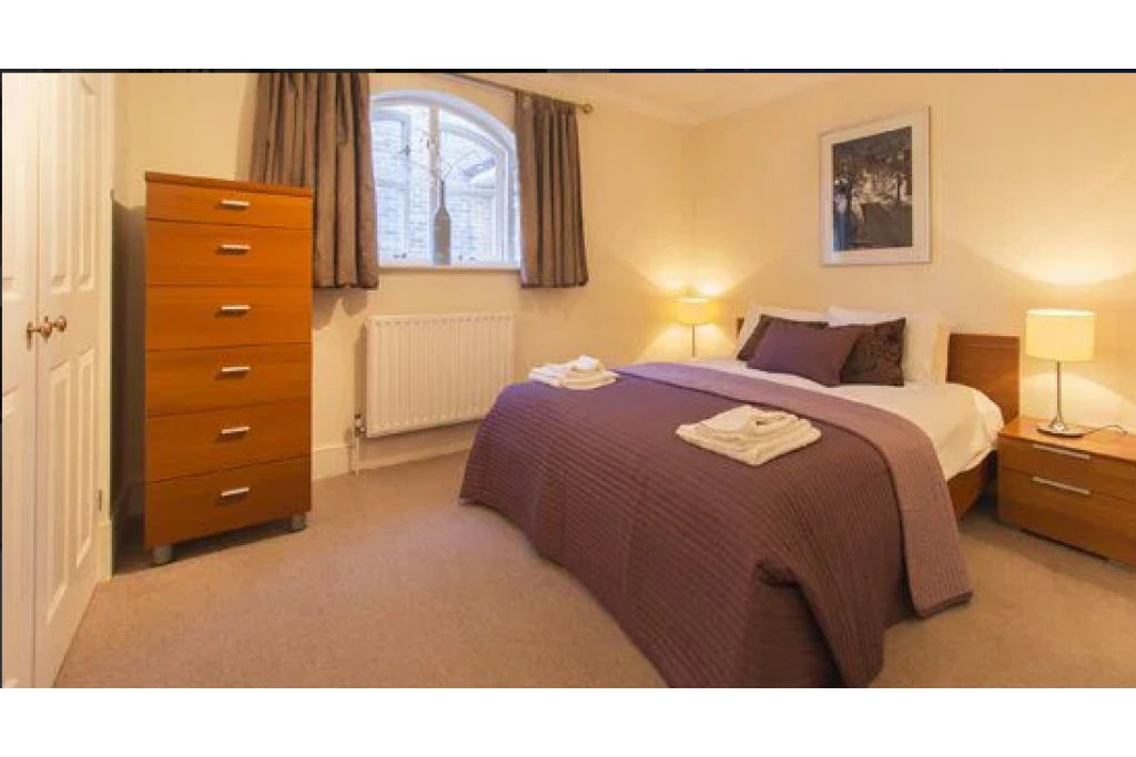 Queens Road Apartment – Corporate Accommodation in Richmond, London