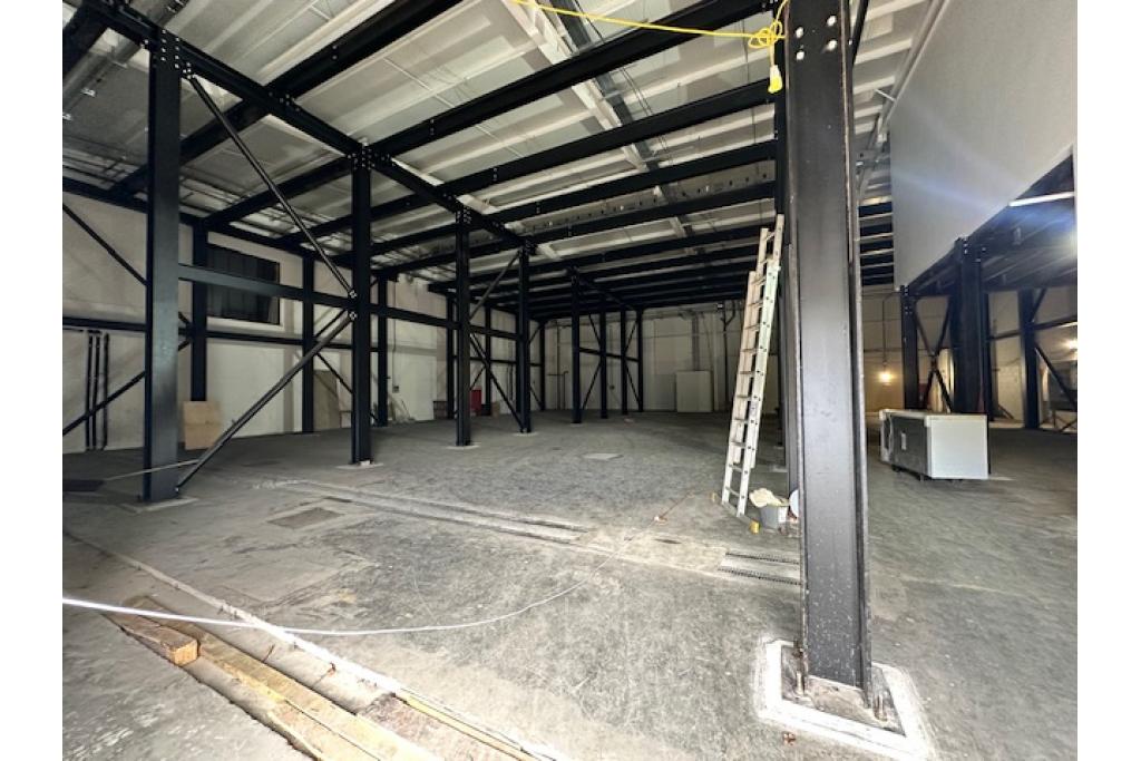 Penguin House, Lismirraine Industrial Park, Elstree Road, Elstree, Herts, WD6 3EA