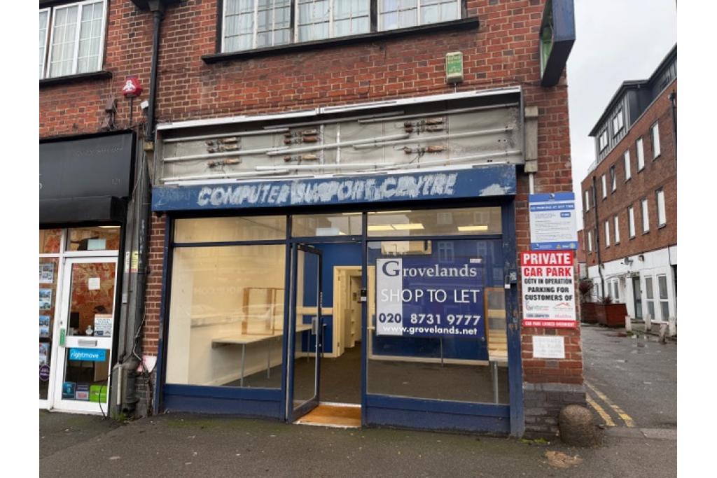 Ground Floor Lock-Up Shop to Let – 123 High Street, Edgware, HA8 7DB