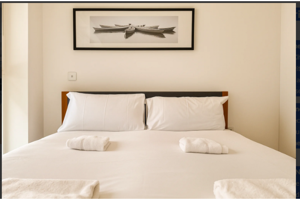 Serviced Accommodation Farringdon – Farringdon Deluxe Apartments