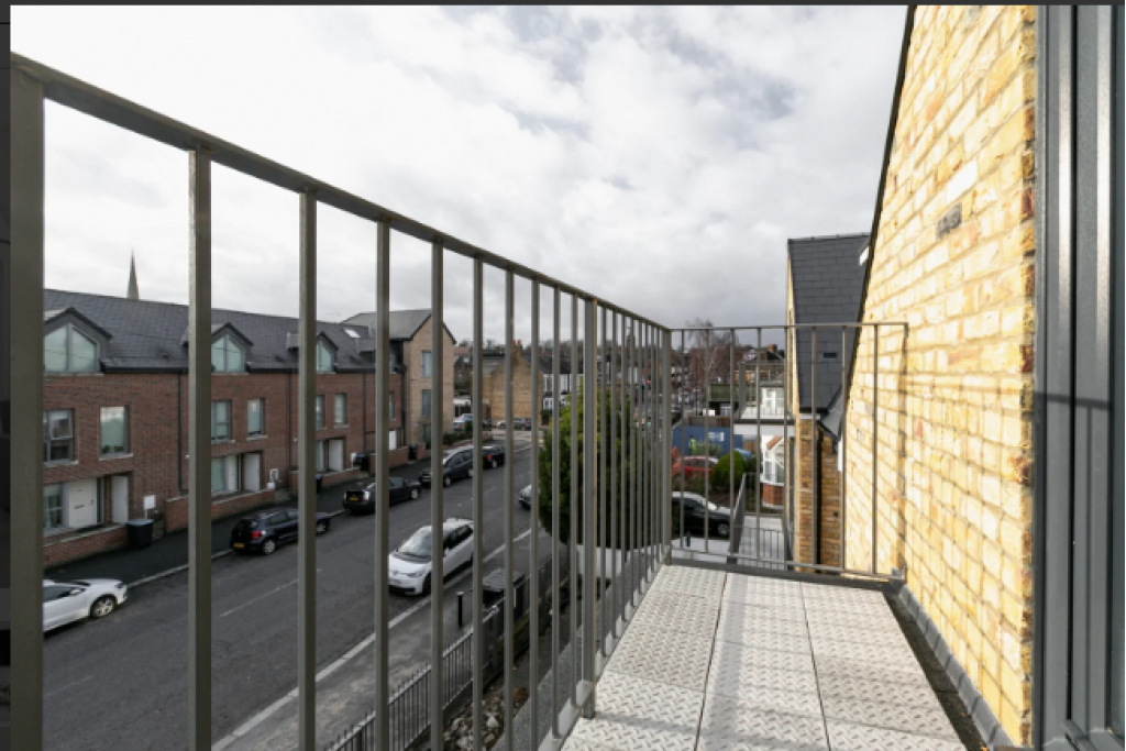 Parsonage Lane Apartment – Enfield Serviced Apartments