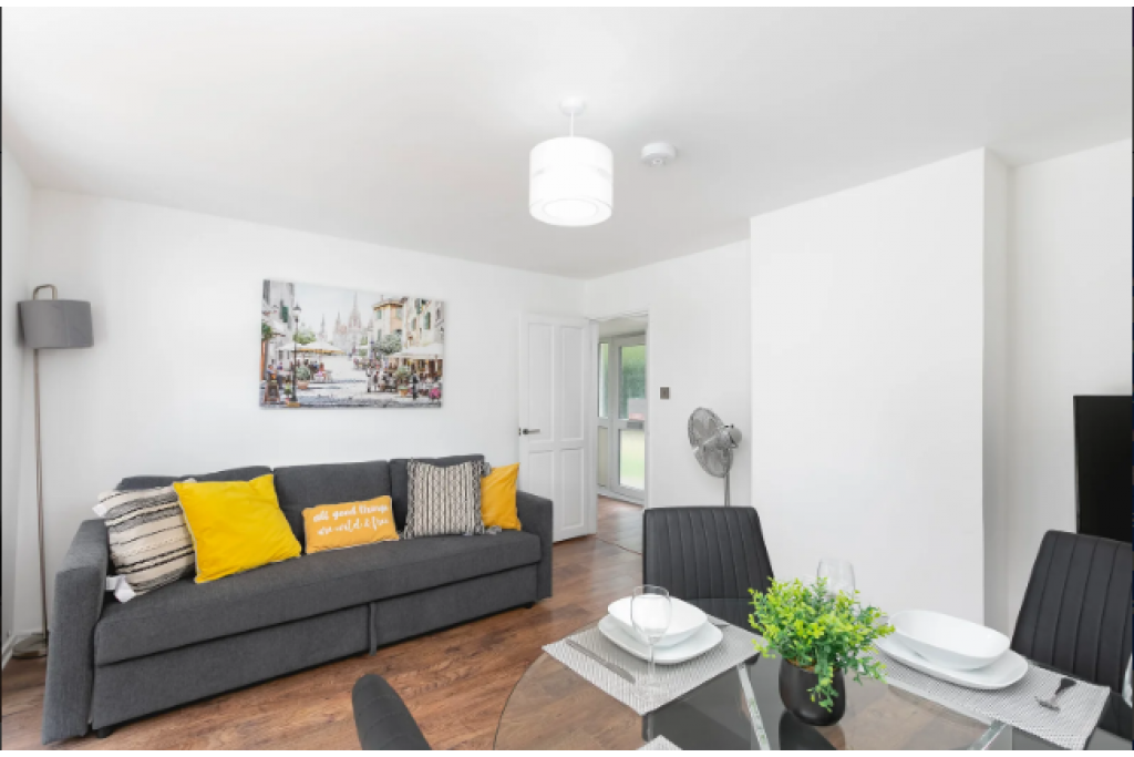 Serviced Apartments in Stevenage — Hydean Way Apartments