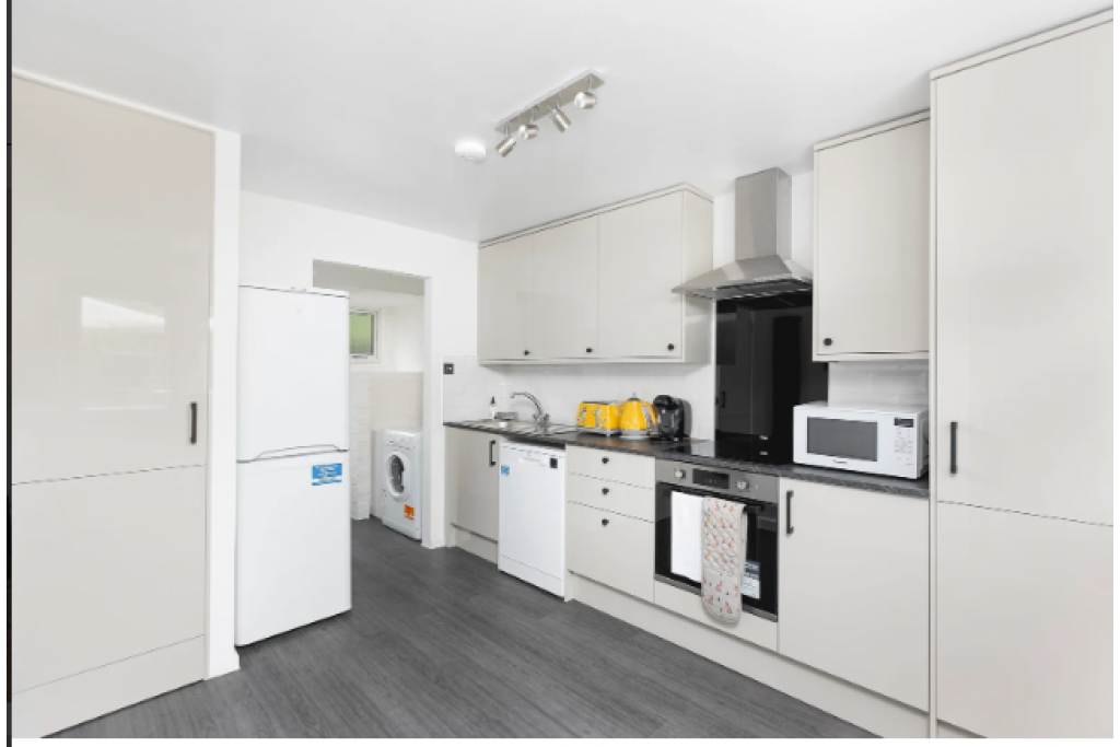 Serviced Apartments in Stevenage — Hydean Way Apartments