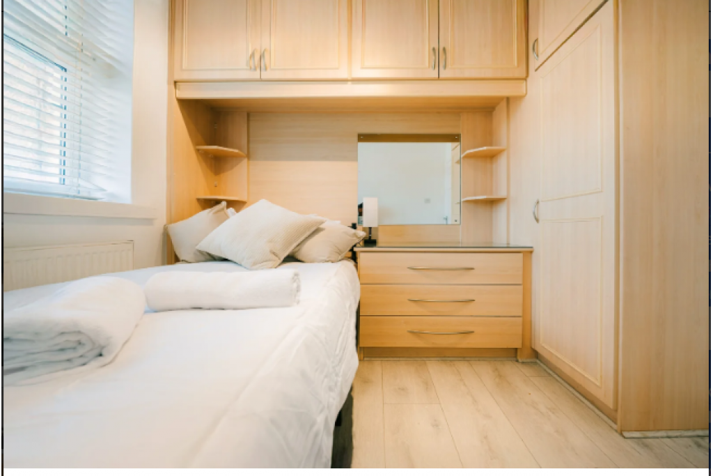 Heathrow Airport Accommodation – Orchard Avenue Apartment