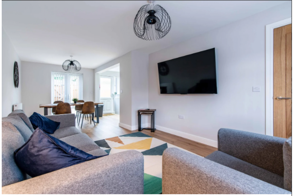 Nottingham Family Accommodation – Langdown House Apartment