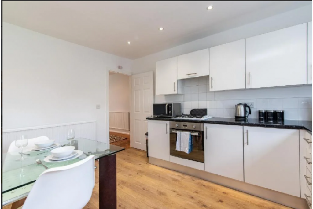 Modern 3-Bedroom Short Lets in Nottingham – Ideal for Families and Professionals