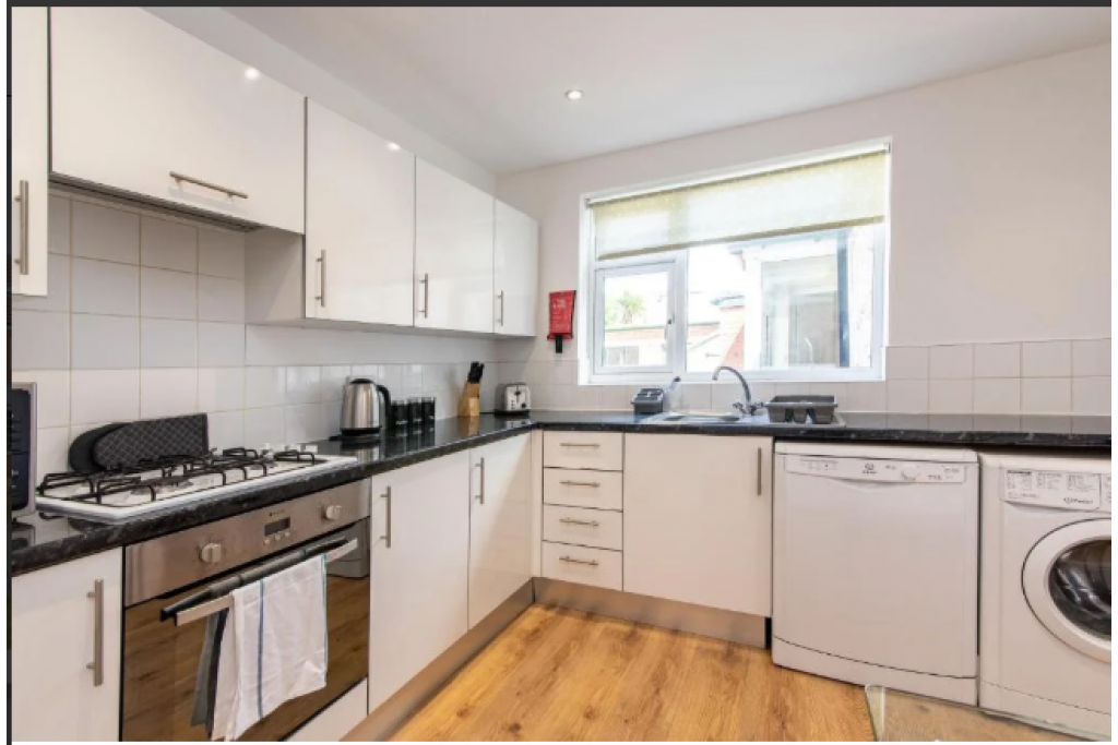 Modern 3-Bedroom Short Lets in Nottingham – Ideal for Families and Professionals