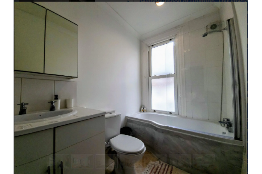 Brighton Holiday Cottages – Round Hill 4-Bed Apartment for 8 Guests