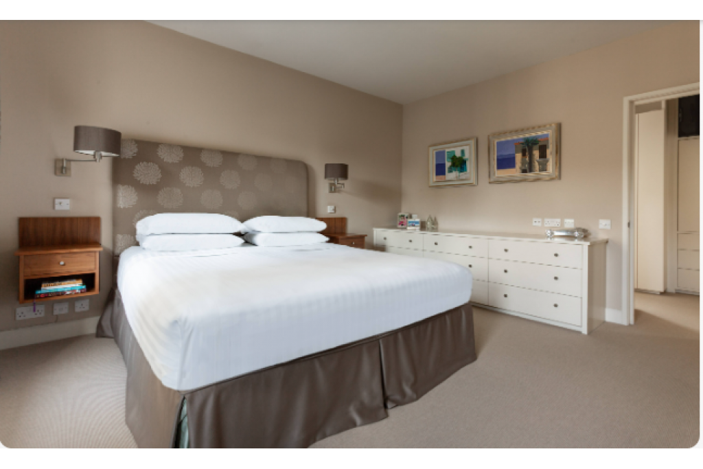 Campden Hill Gardens IV – Kensington Luxury Apartment