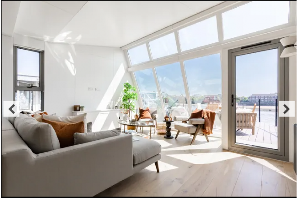 Cheyne Walk Houseboat – Chelsea