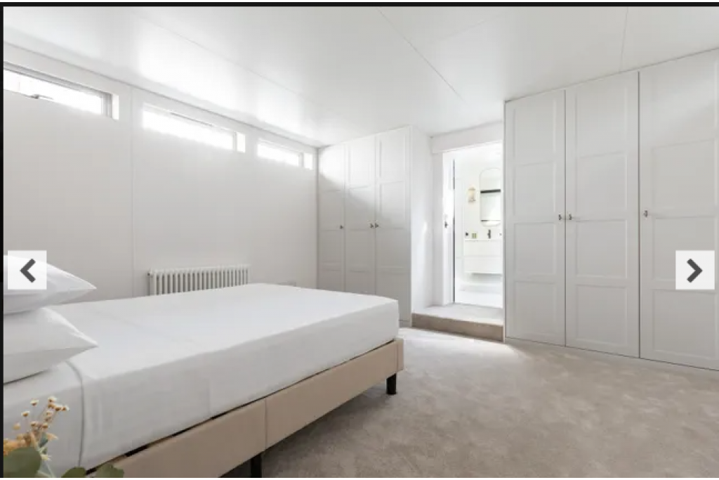 Cheyne Walk Houseboat – Chelsea