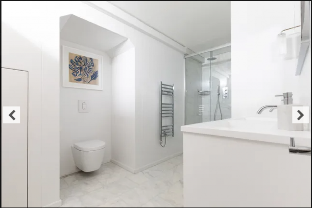 Cheyne Walk Houseboat – Chelsea