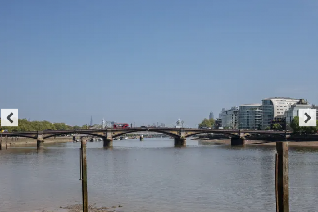 Cheyne Walk Houseboat – Chelsea
