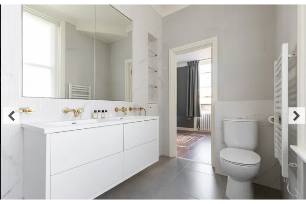 Abingdon Road IV – Kensington – Bright 2-Bedroom Apartment