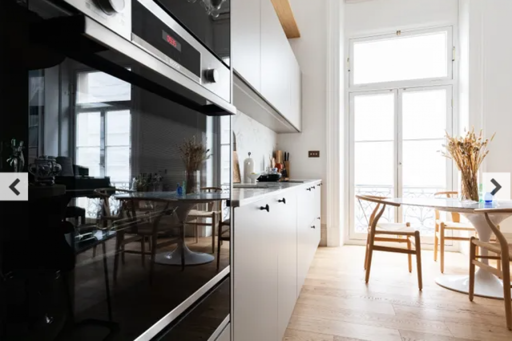 Spring Gardens – Covent Garden – Bright and Modern 2-Bedroom Apartment