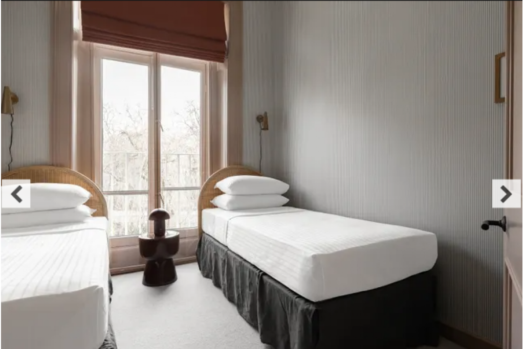 Ladbroke Grove XV – Notting Hill – Elegant 2-Bedroom Apartment with Juliet Balcony