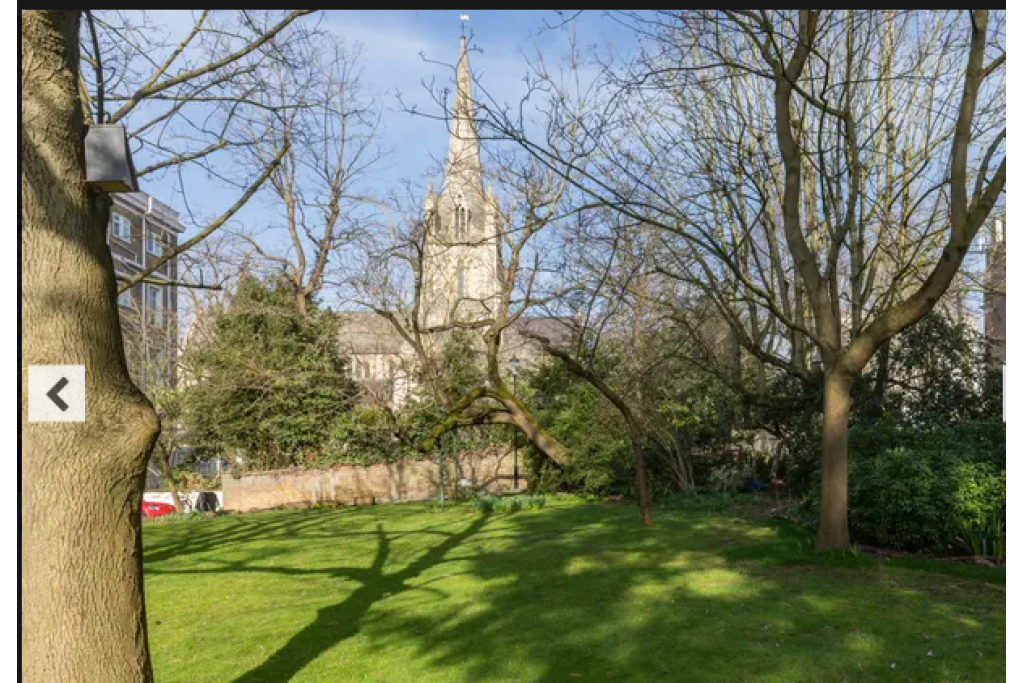 Ladbroke Grove XV – Notting Hill – Elegant 2-Bedroom Apartment with Juliet Balcony