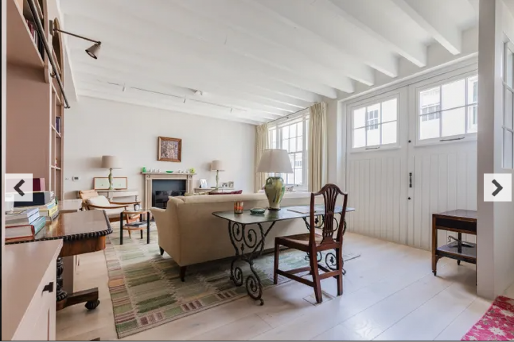 Cranley Mews VI – South Kensington – 2-Bedroom Mews Home with Vintage Charm