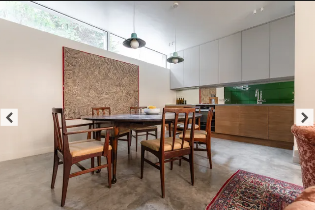 St Luke’s Mews III – Notting Hill – 2-Bedroom Mews Home with Classic Charm