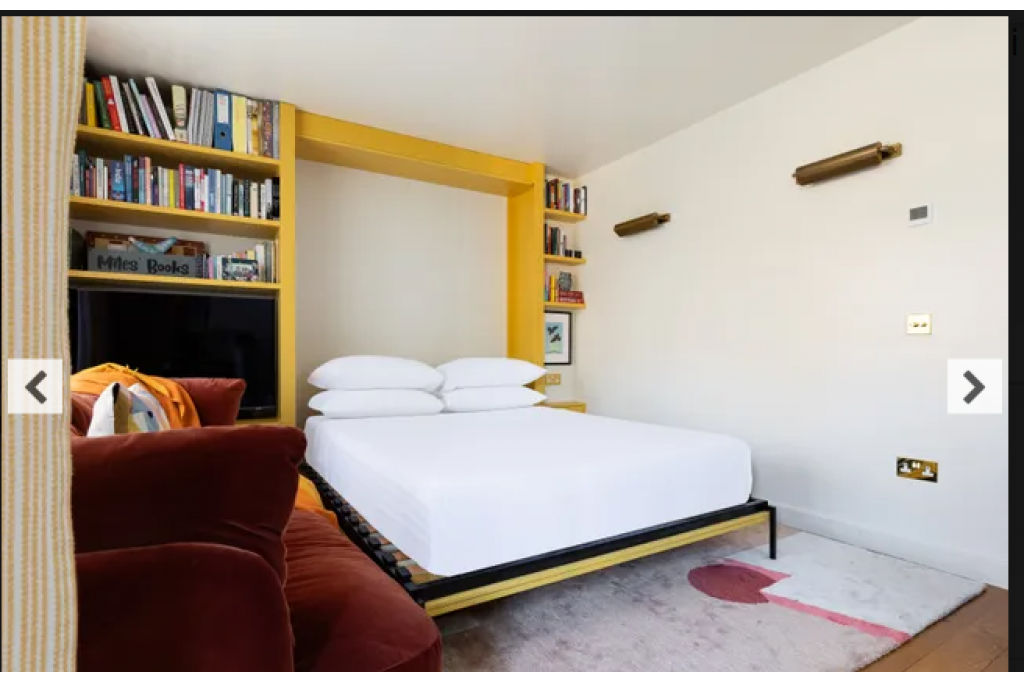 St Luke’s Mews III – Notting Hill – 2-Bedroom Mews Home with Classic Charm