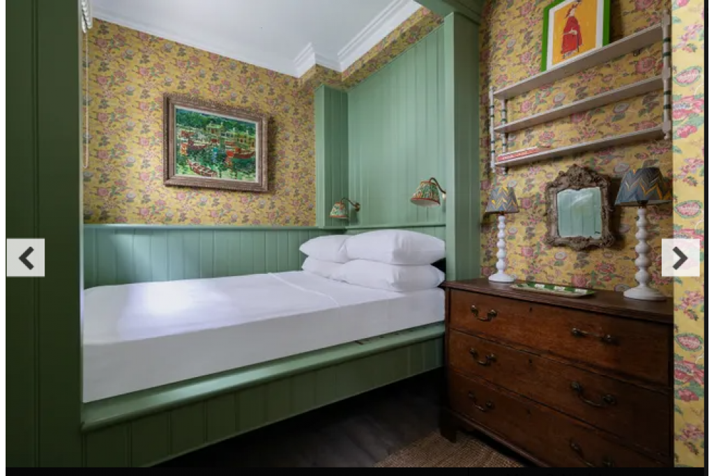 William Mews – Knightsbridge – Elegant 3-Bedroom Mews House Property Overview