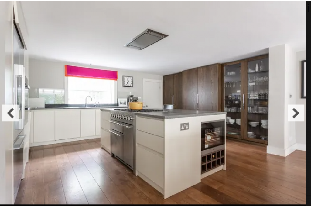 Kensington Park Road VIII – Notting Hill – Charming 3-Bedroom Townhouse