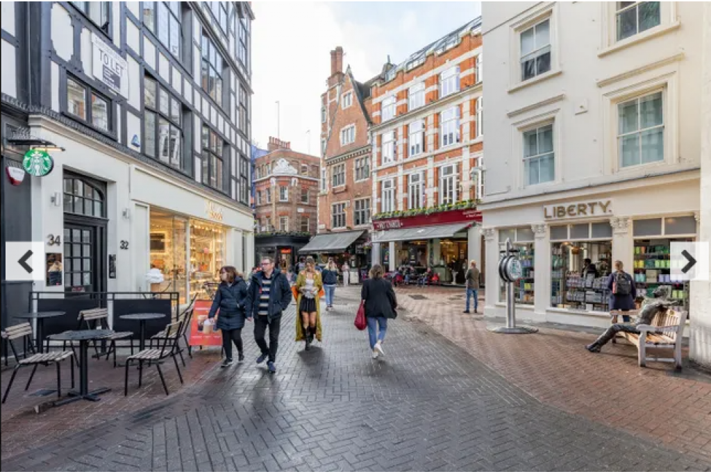 Market Place – Soho – Stylish 1-Bedroom Apartment