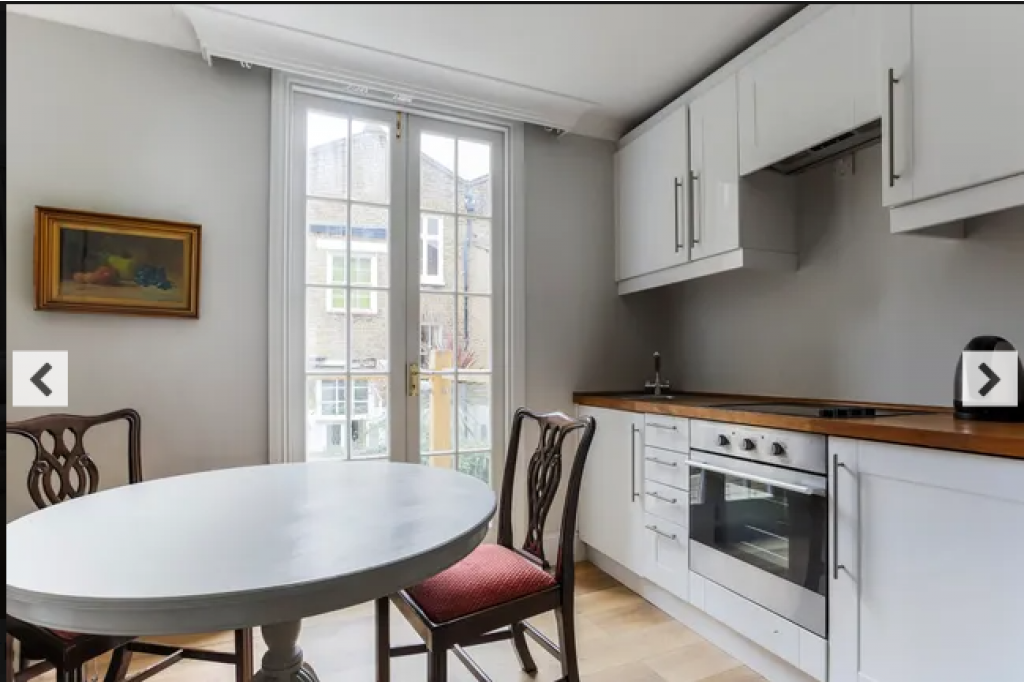 First Street II – Knightsbridge – Charming 2-Bedroom Apartment