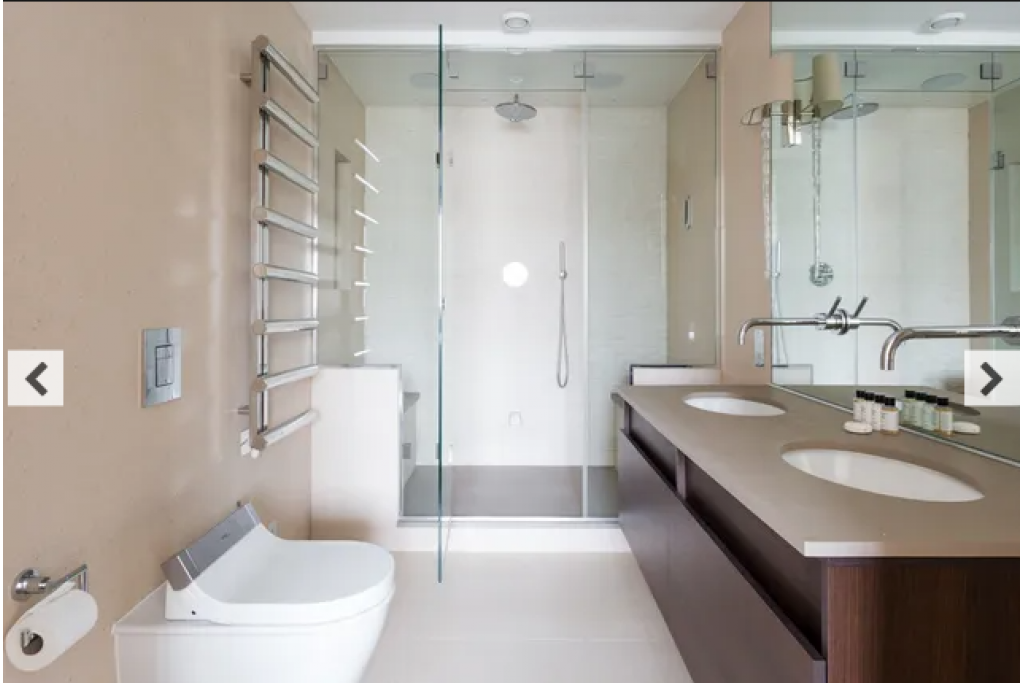 Chelsea Crescent – Stylish 2-Bedroom Home with Thames Views