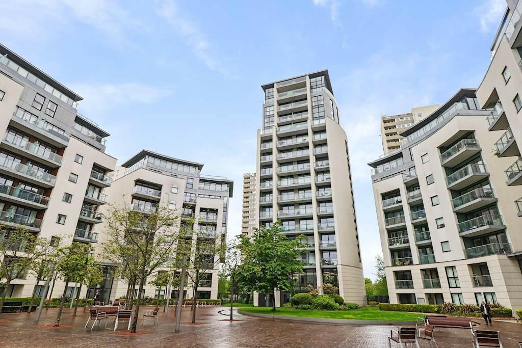3 bedroom Apartment for Sale