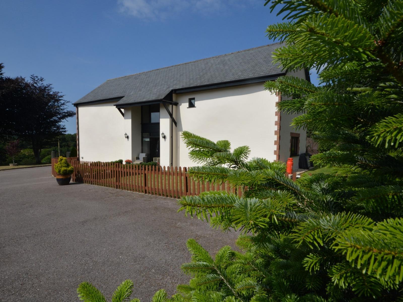 North Gate Barn South Molton (2mls NW), Exmoor