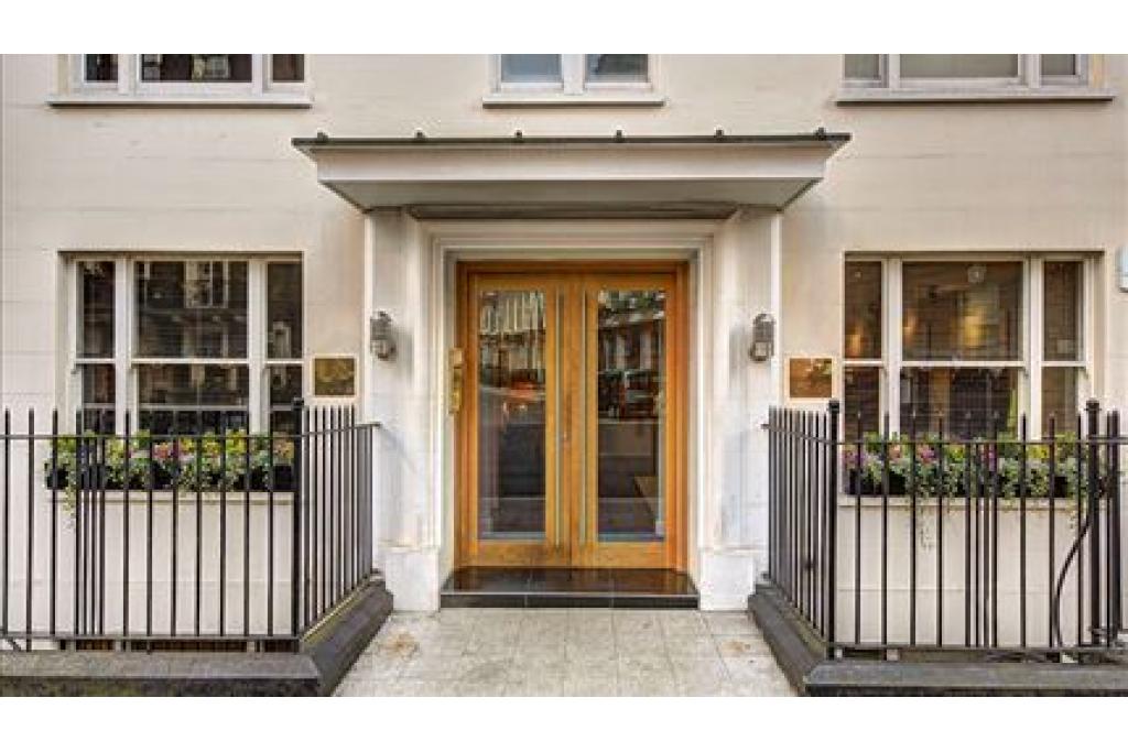 Hill Street Apartments, Mayfair W1J