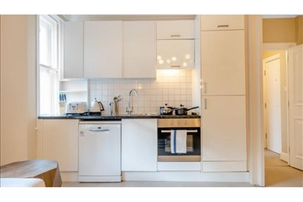 Hill Street Apartments, Mayfair W1J