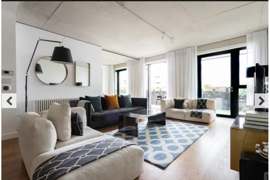 Compton Street – Stylish 2-Bedroom Apartment in Clerkenwell