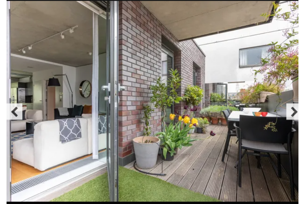 Compton Street – Stylish 2-Bedroom Apartment in Clerkenwell