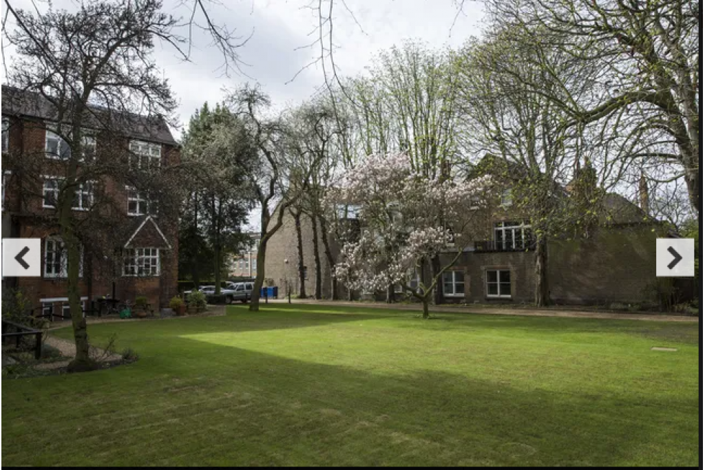 Holland Park Road II, Kensington – Midrange Apartment