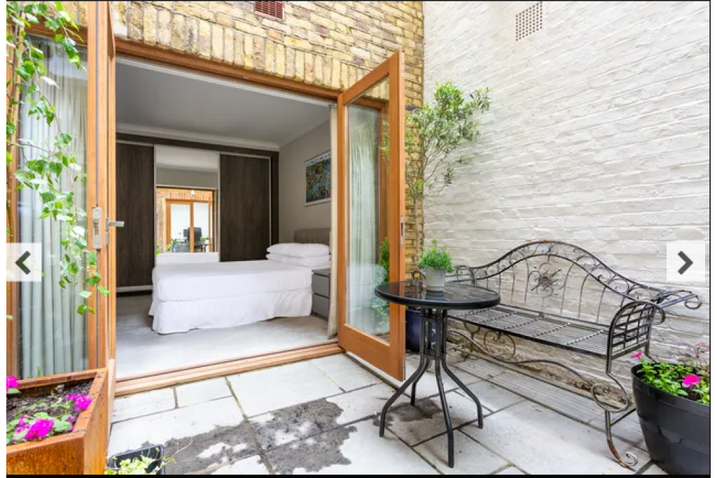 Red Lion Square, Holborn – Midrange Apartment