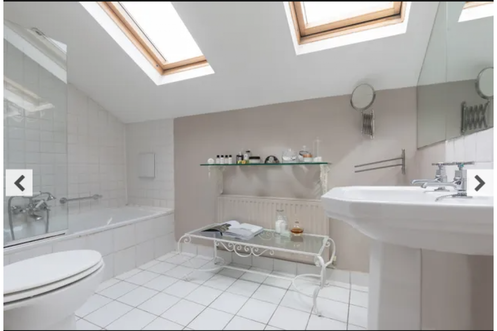 Tetcott Road, Chelsea – Charming 2-Bedroom, 2-Bathroom Apartment with Private Garden