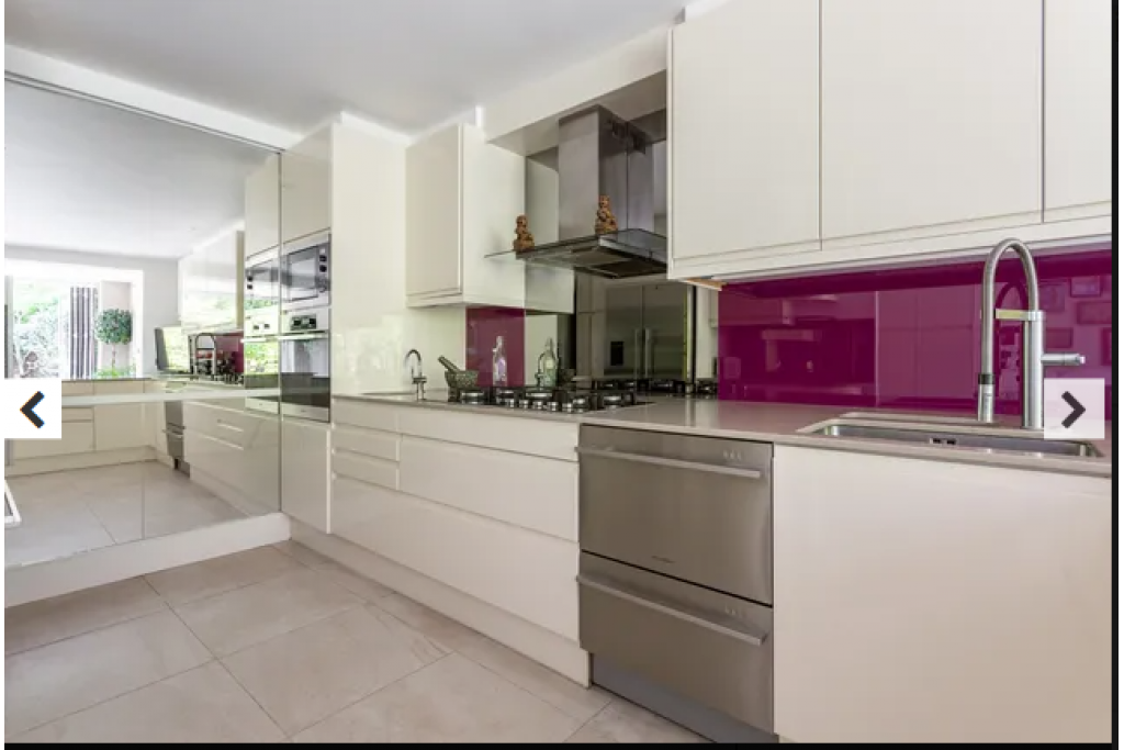 Somerset Square, Holland Park – Elegant 5-Bedroom Family Home with Garden