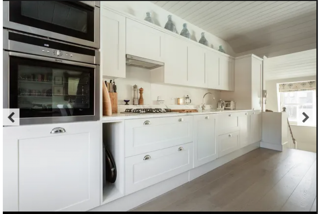 Tachbrook Street II, Pimlico – 2-Bedroom Terraced Apartment with Private Terrace – POA