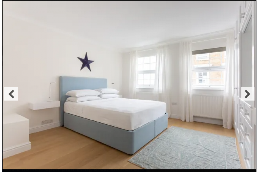 Edge Street IV, Notting Hill – Charming 2-Bedroom, 3-Bathroom Apartment with Balcony