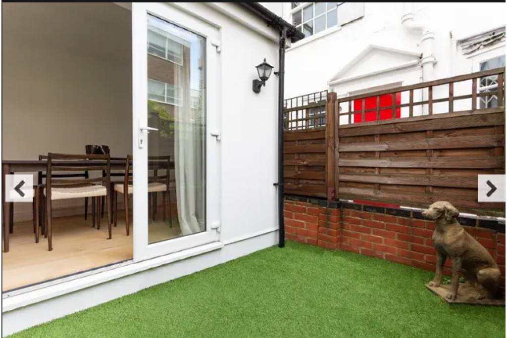 Edge Street IV, Notting Hill – Charming 2-Bedroom, 3-Bathroom Apartment with Balcony